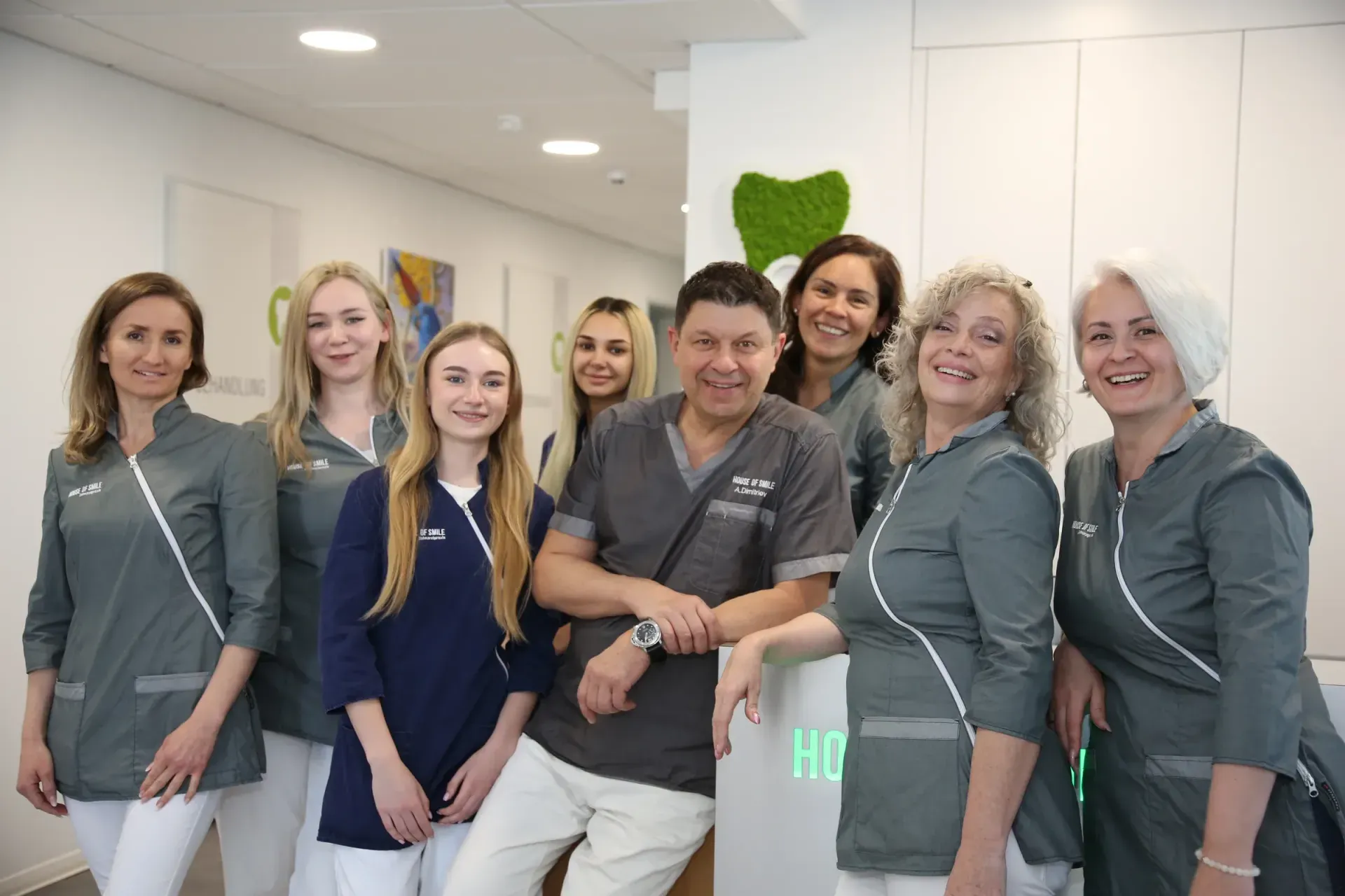 Team der Zahnarztpraxis House of Smile in Heidelberg